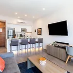 Spacious And Luxurious 2 Bedroom Apartment Wih City View And Private Balcony.