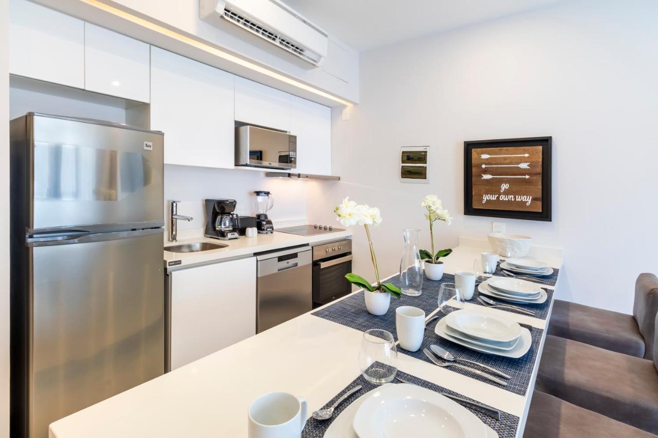 Spacious And Luxurious 2 Bedroom Wih View And Private Balcony.